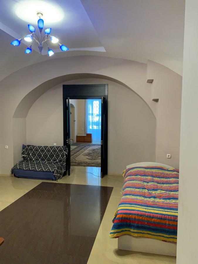 House Apartman Tbiliszi Kültér fotó